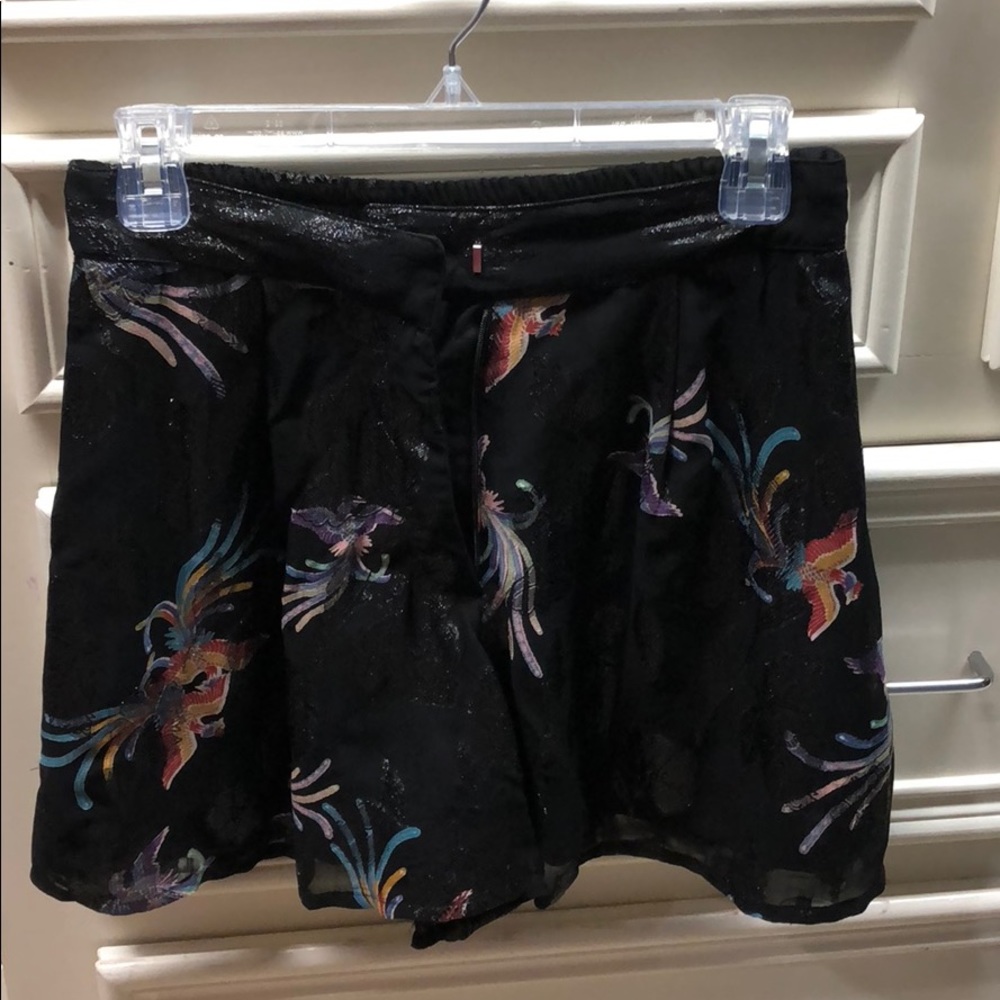 Top shop size 4 shorts